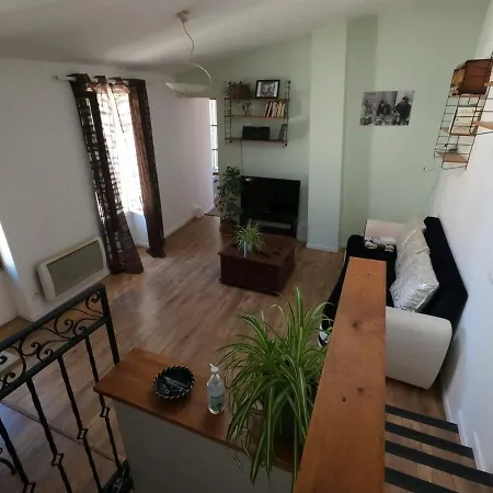 Chez Ma Petite Reine 1 Apartment Pontoise