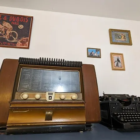 Chez Ma Petite Reine 1