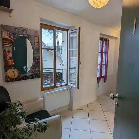 Apartment Chez Ma Petite Reine 1 Pontoise