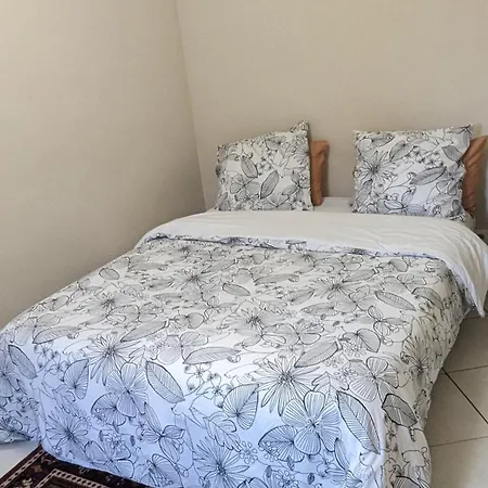 Chez Ma Petite Reine 1