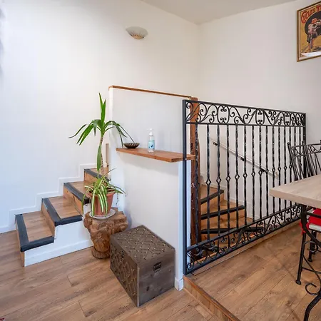 Chez Ma Petite Reine 1 * Pontoise
